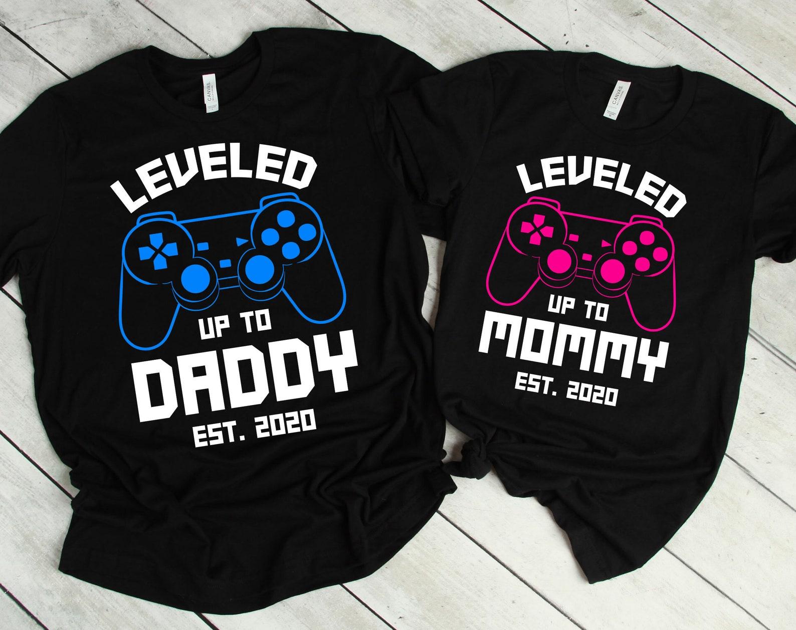 Leveled Up To Daddy, Leveling Up To Mommy, Couple Shirt, Pregnancy Shirt, Funny Couples Shirts, Pregnancy Announcement M