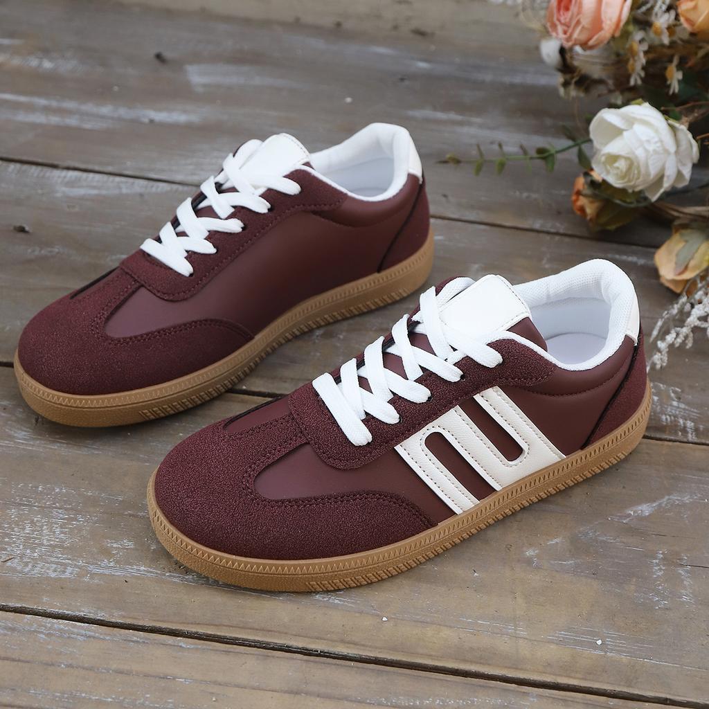 Moda Moda Czarne Białe Paski Płaskie Sneakersy Kobiety Lekkie Sznurowane Buty Sportowe Kobieta Antypoślizgowe Oddychające Casualowe Sneakersy 2025