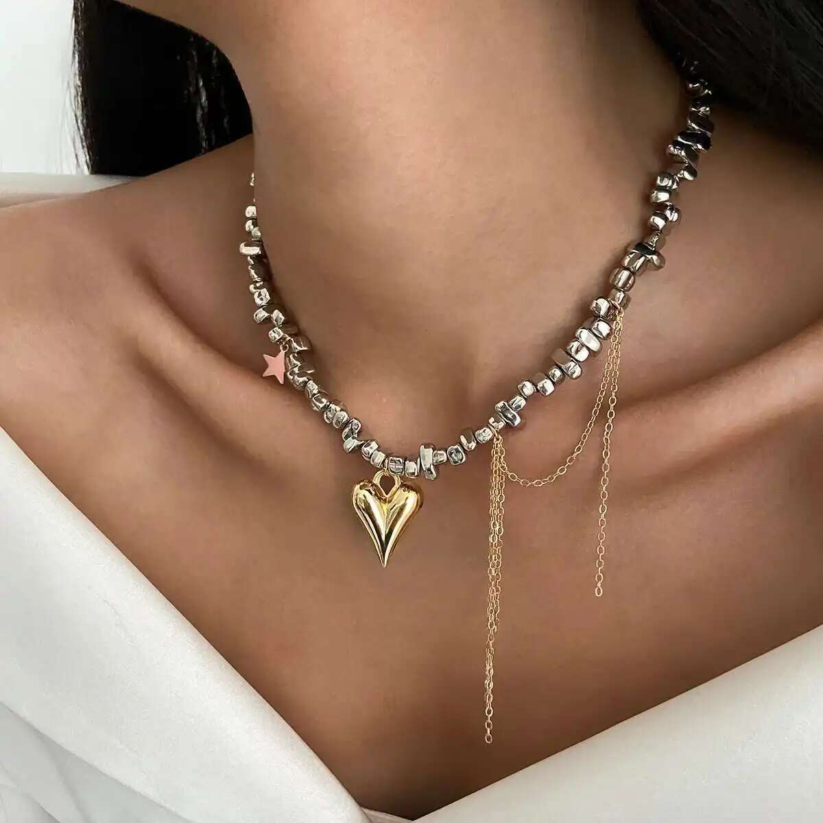 

Ingemark 2026 Trendy Love Heart Pendant Necklace for Women Vintage Elegant Irregular CCB Beaded Choker Necklace Charm Jewelry