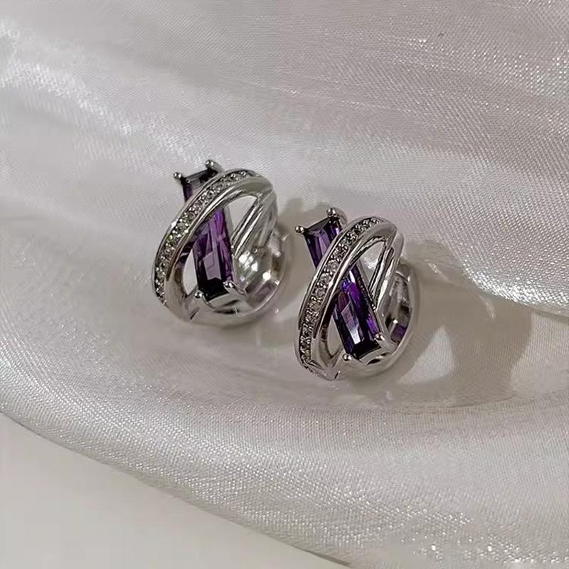 2025 Trendy Large Earrings: Simple, Cool, Versatile - Perfect for Round Faces