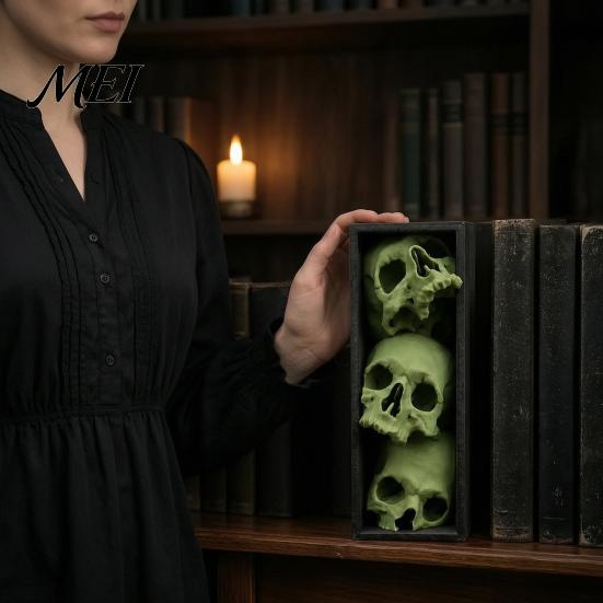 Dark Fantasy Home Ornaments 3Pcs Halloween 3 Tier Skull Bookends, Gothic Resin Bookshelf Decor for Office, Skeleton Statue Bookshelves Spooky