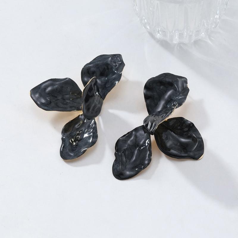 Sophisticated Earrings Ear Jewelry Flower Studs Earrings Unique Ear Pendant Alloy Texture Ear Pin for Fashion Lover