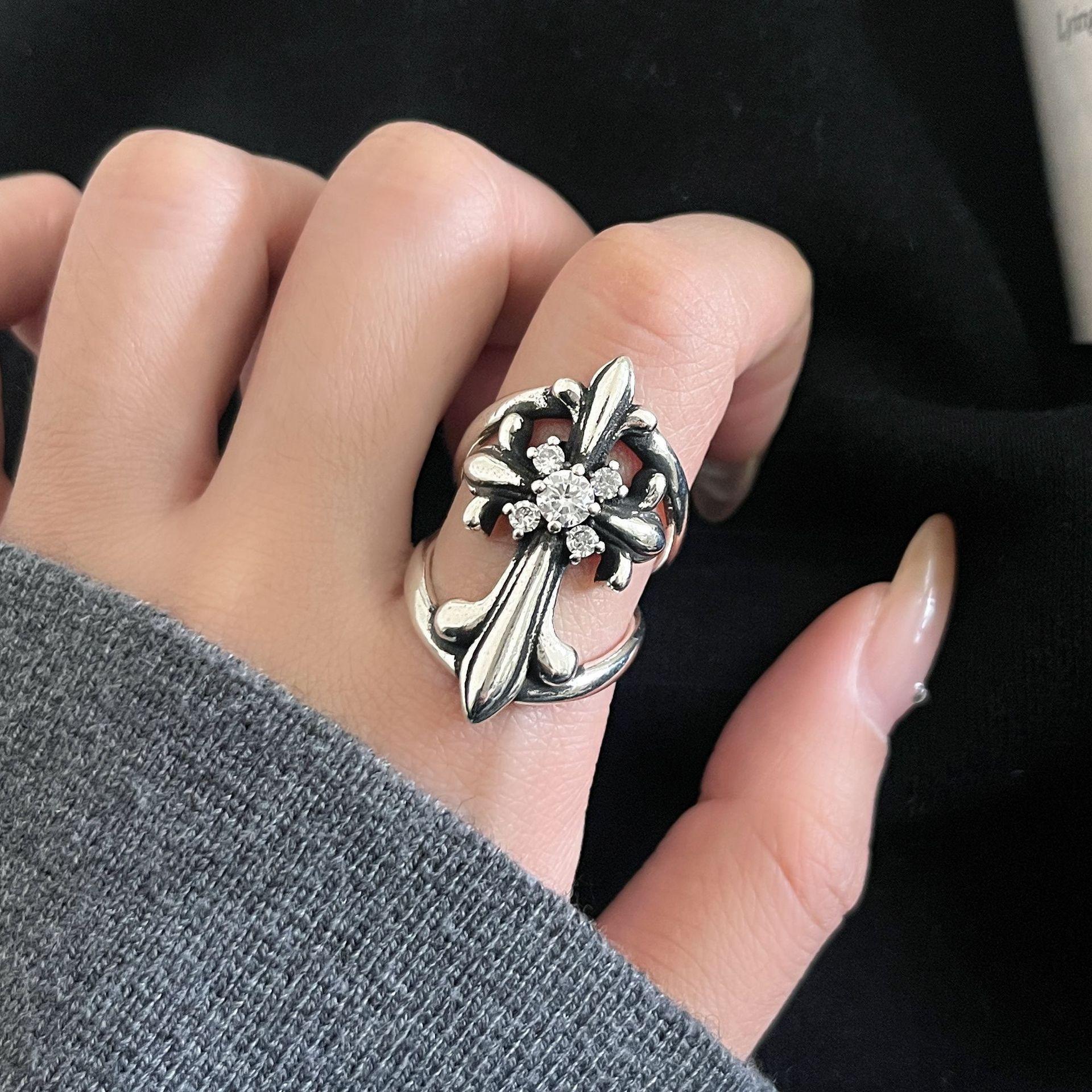 Нишевое Уникальное Дизайн Преувеличенное Европейский и Американский Стиль Ретро Циркон Цветок Крест Кольцо one size(US size 6-13)