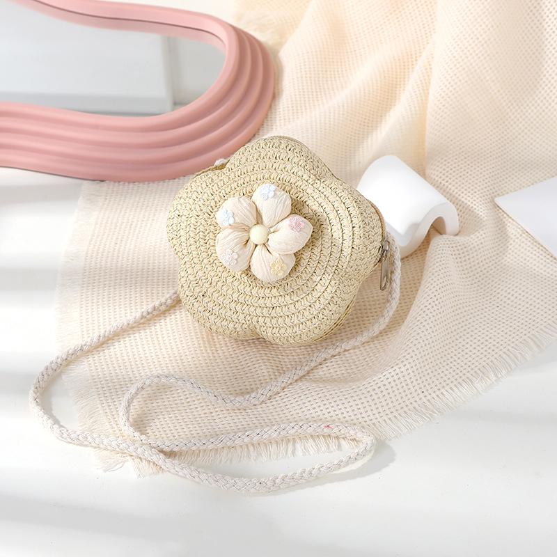 Süße florale Sommer-Strohhut-gewebte Crossbody-Mini-Tasche 2025
