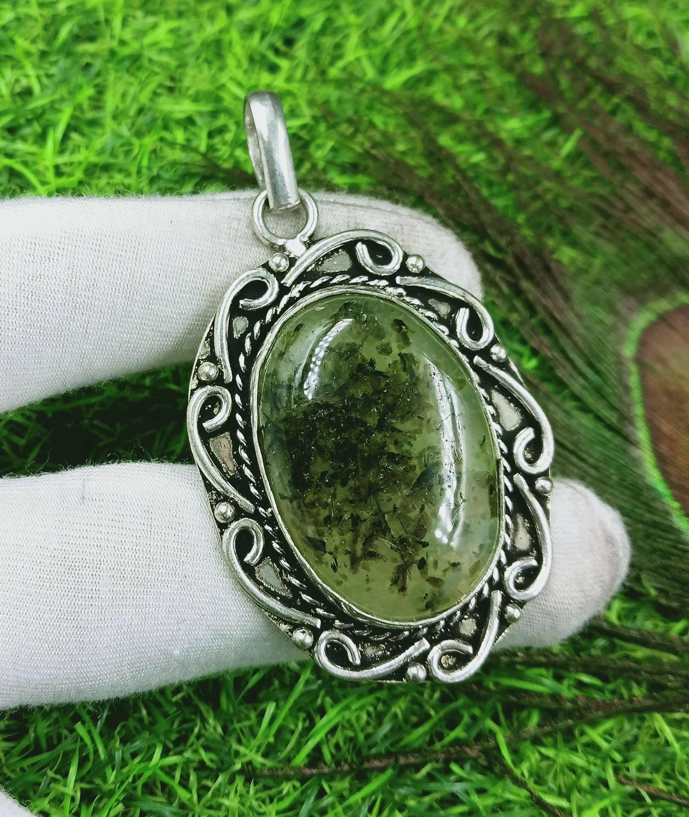 

Кулон с драгоценным камнем Prehnite 925 пробы с серебряным покрытием DEP-201