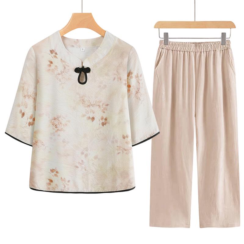Elegant Spring Two-Piece Suit for Middle-Aged Women - Stylish Top & Casual Fashion Set for Autumn