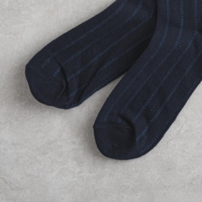 Monfoot Socken mit vertikalem Muster Marineblau