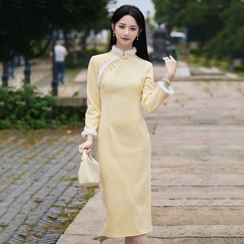 Womens Long Sleeve Winter Velvet-Feel Cheongsam Dress With Stand Collar Design Warm Lined Retro Style Daily Wear Small