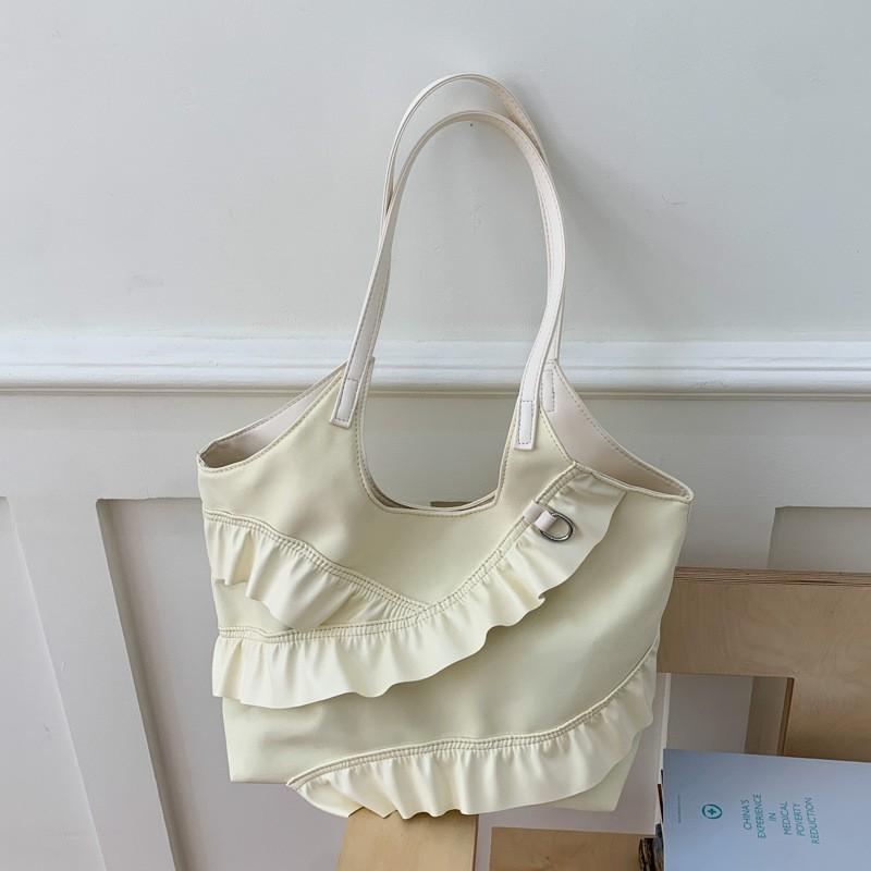 

Large-capacity Casual Nylon Bucket Tote Bag Niche Pleated Skirt Lazy Style Underarm Commuting светло-желтого