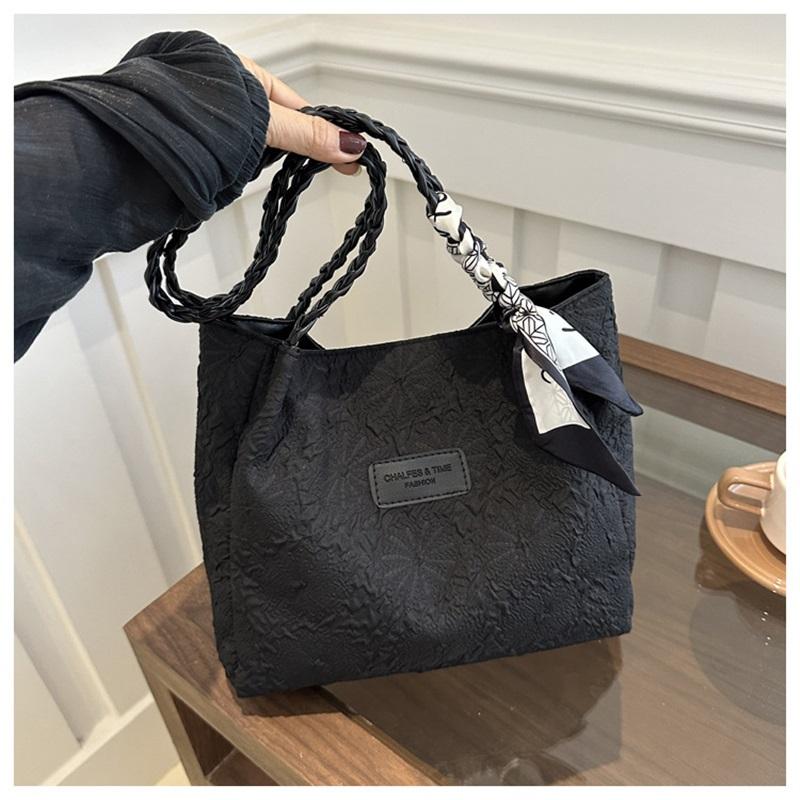 Embroidered large bag for women 2024 spring and summer new forest style small fresh tote bag canvas embroidered ribbon shoulder bag