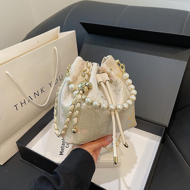2026 Newest Chinese Style Embroidered Bucket Bag Small Pearl Chain Natial Handbag Luxury Crossbody Bag Gifts For Lady