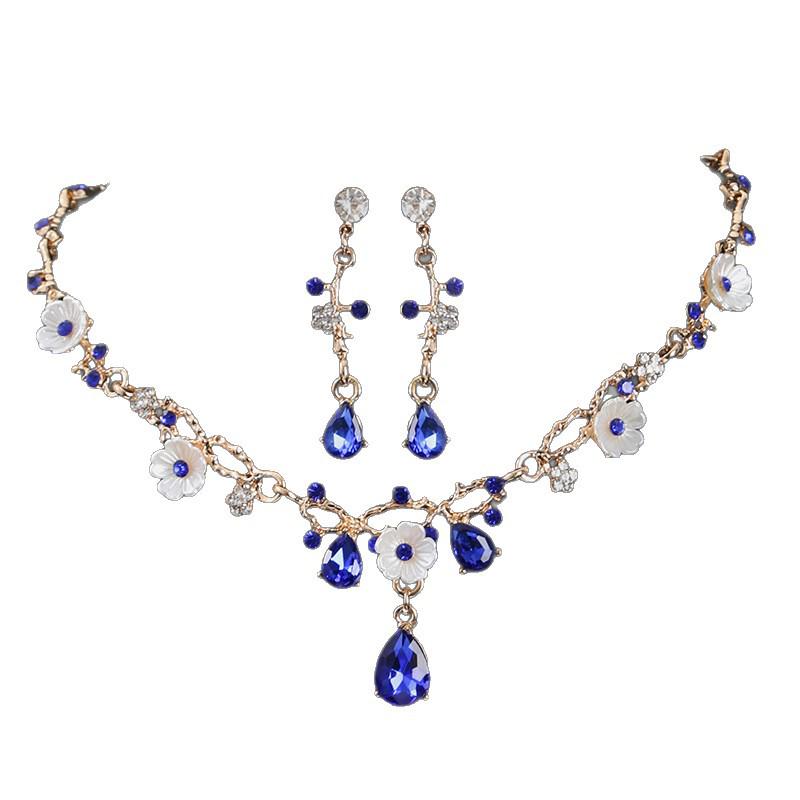 Elegant Crystal Rhinestone Bridal Jewelry Set: Alloy Flower Necklace & Earrings