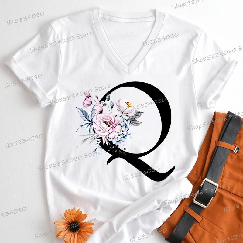 Vintage Flower Alphabet Womens Clothing Letter M Floral Monogram Graphic T Shirts Women AZ 26 Alphabet Gift Shirt for Women