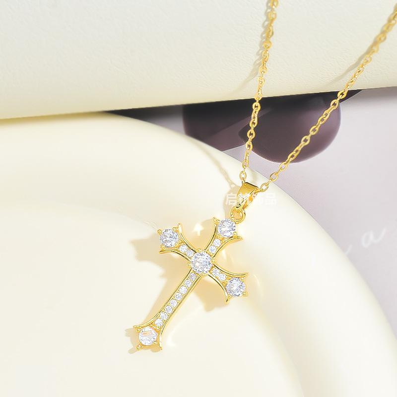 Cross Necklace Women'S Simple Personality Micro-Inlaid Zircon Pendant Exquisite Jewelry
