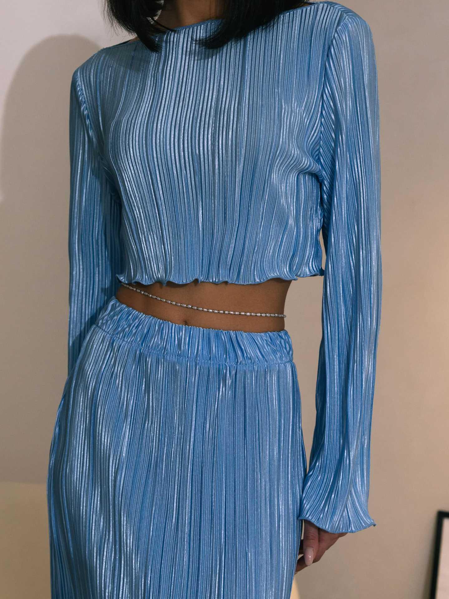 

European & American Casual Fashion Set: Short Flare Sleeve Top & Pleated Long Skirt Large небесно-голубой
