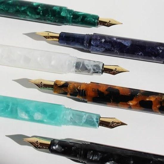 Attache Marble Fountain Pen (Brown)