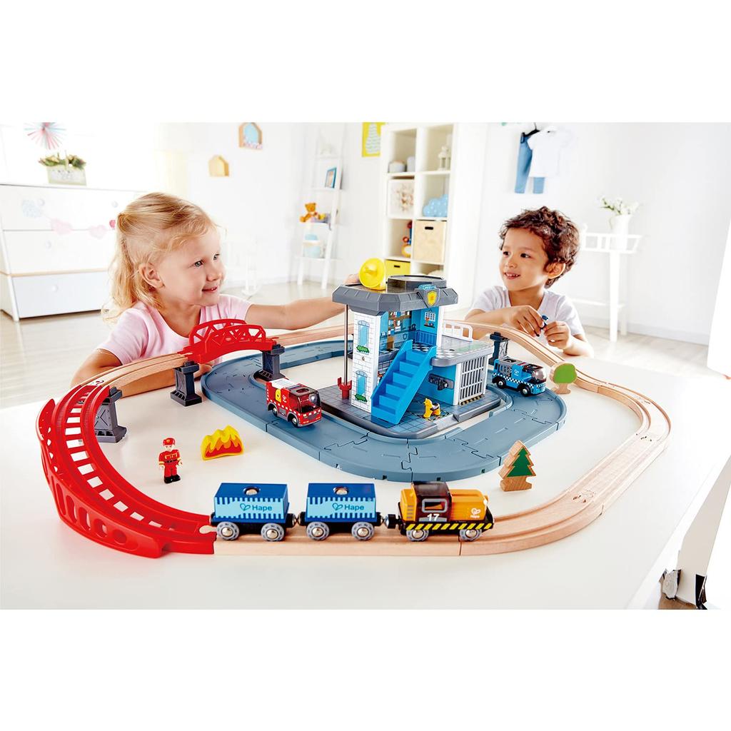 Hape Emergency Dispatch Station E3736