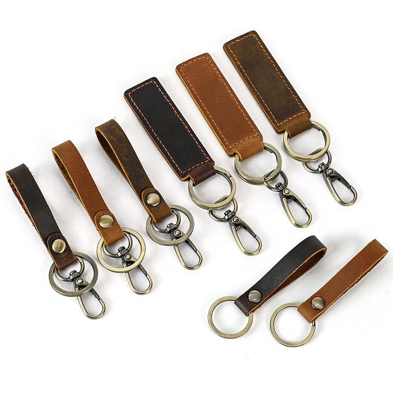 Original And Personalized Retro Mad Horse Leather Keychain, First Layer Leather Gift Keychain, A Large Number Of