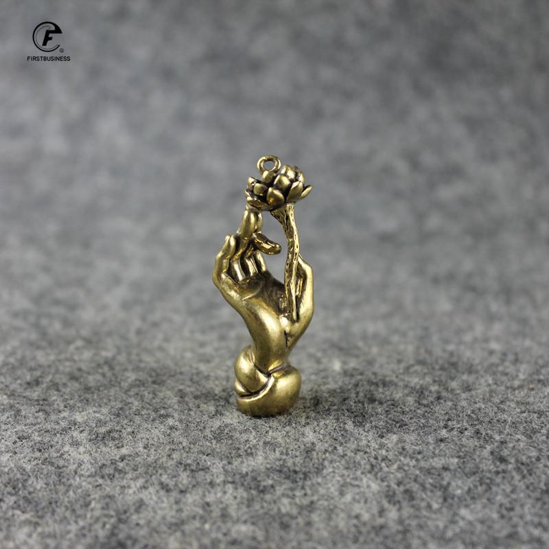 Buddha hand lotus Three-dimensional Engraving Key Chain Lifelike Buddha Pendant Key Ring jewelry making For diy Car Accessories