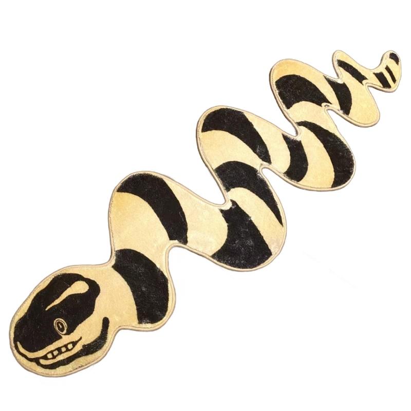 

Creative Nonslip Snake Carpet Decorative Animal Carpet Home Decoration Safety Floor Mat for Living Room Bedroom Kitchen S