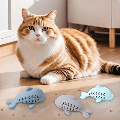 Fish-Shaped Cat Treat Dispenser Toy Cat Puzzle Slow Feeder Interactive Silicone Chew Toy for Indoor Cats