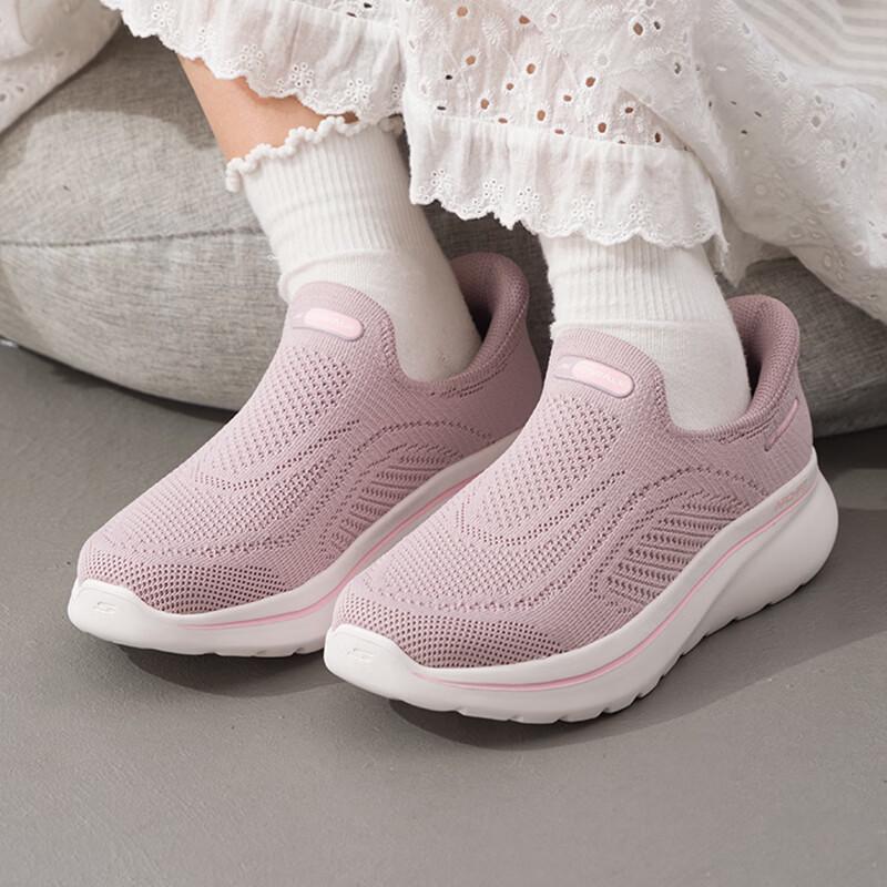 Skechers Women s Walking & Leisure Shoes 125843-MVE 7.5