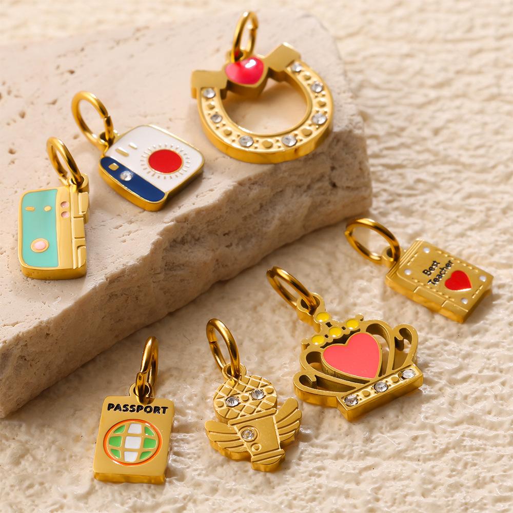 Fun Color Oil Drop Pendant Collection Fashion Love High Heels Crown Shape Jewelry Accessories