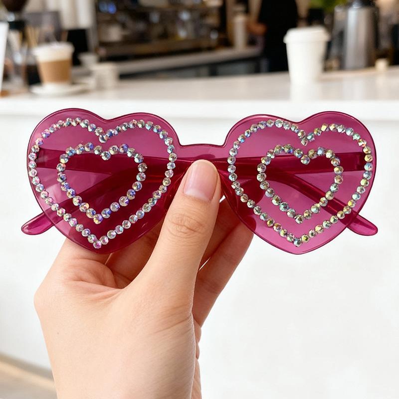 New love diamond-encrusted glasses men's and women's fashion party retro funny ins sunglasses spot