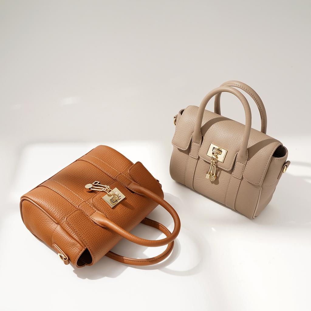 2025 niche design new commuter mailman handbag trend high sense fashion shoulder blood messenger small bag