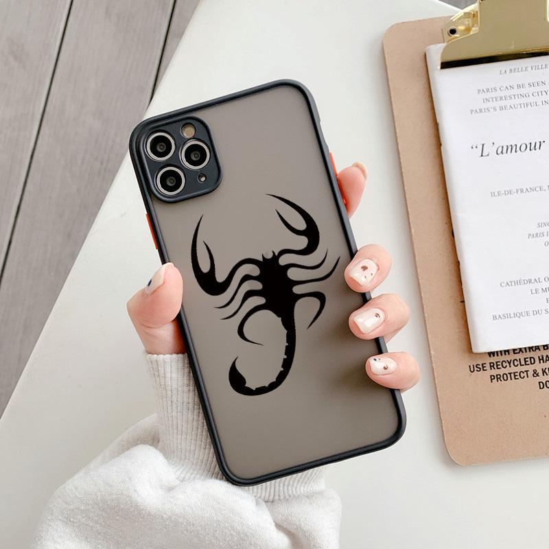 Scorpion Half-wrapped Hard Phone Case For iPhone X XR XS X 16 15 12 11 13 14 Pro Max Back Cases 7 8 Plus SE2 Mini Cover Coque
