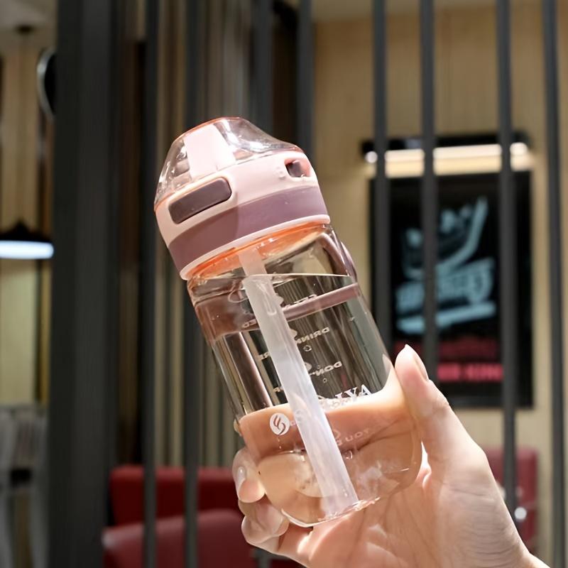 500ml Transparenter Plastikbecher mit Strohhalm, Tragbar, Fallfest, mit Skala, Sport-Wasserflasche, Geeignet für Outdoor-Sportarten, Aktivitäten