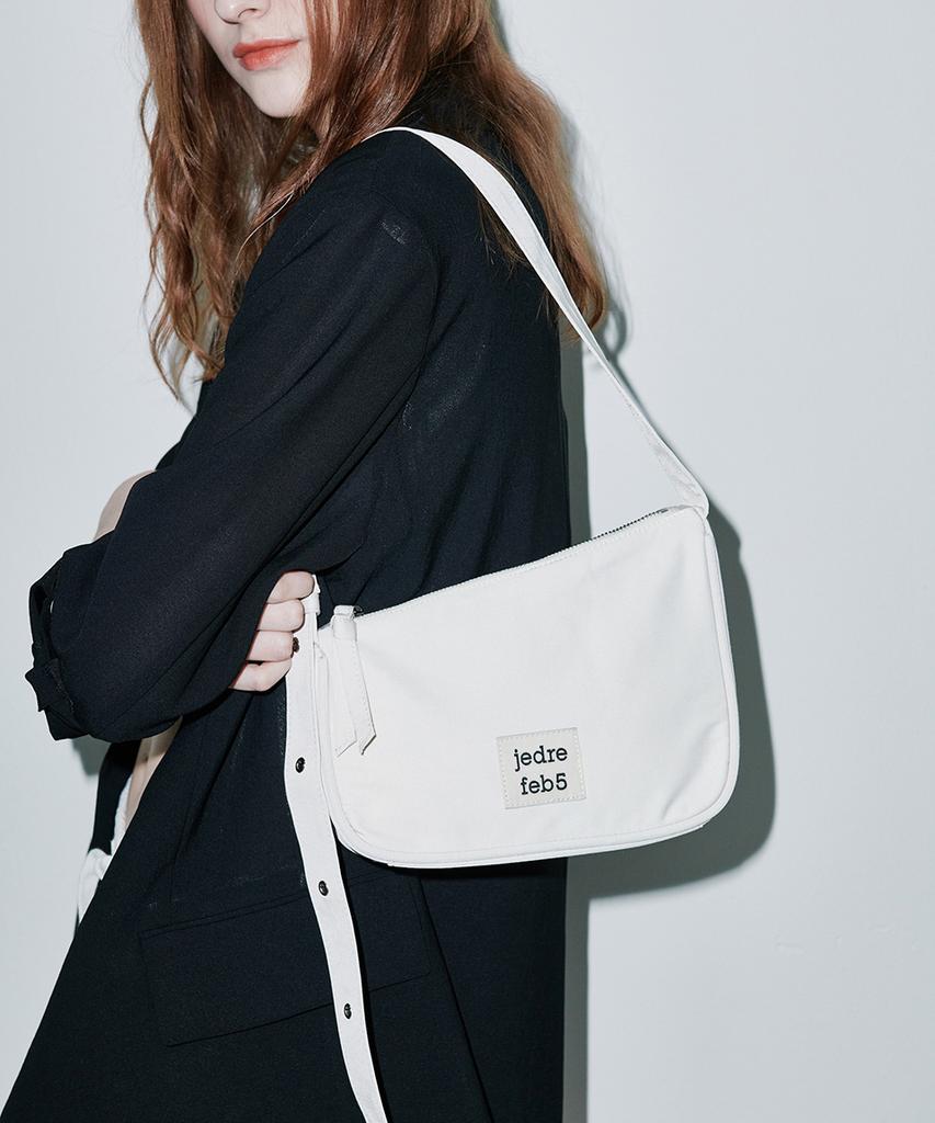 Jedrefeb5 Slant Shoulder Bag Ivory