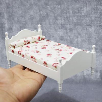 Poppen en knuffels – Poppenhuizen en accessoires
