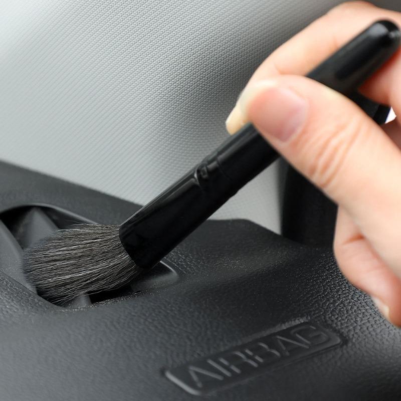 2Pcs Car Interior Soft Bristle Cleaning Brush Air Outlet Duster Bristle Brush Portable Wash Detailing Car Interior Cleaning Tool