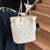 New Arrivals Open Run Tenrahit Chain Keyring Shoulder Bag Bucket Women