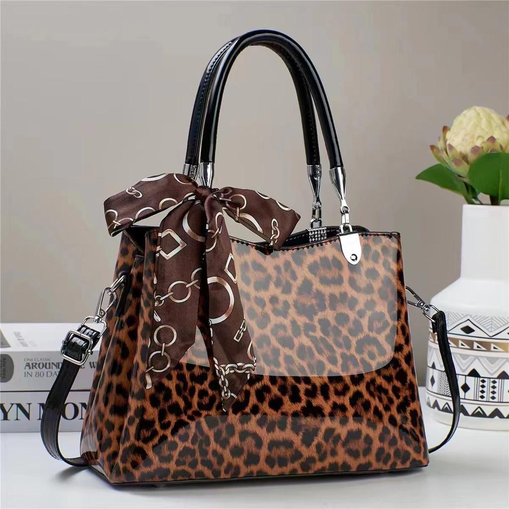 Fashionable Retro Leopard Print Shoulder Bag For Women With Comfortable Pu Fabric And Zipper Closure темно-коричневого