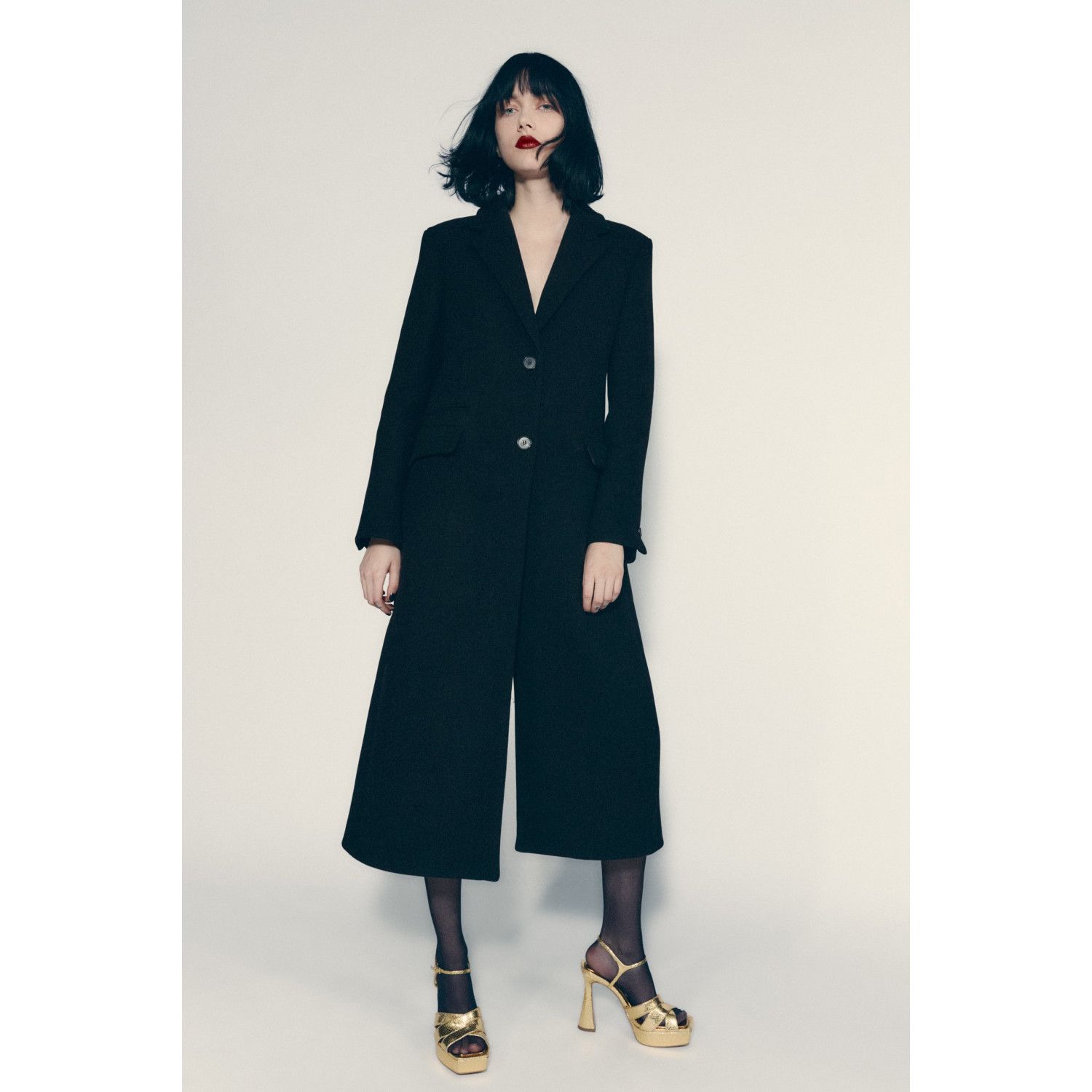 

METALLIC ANIMAL PRINT PLATFORM SANDALS