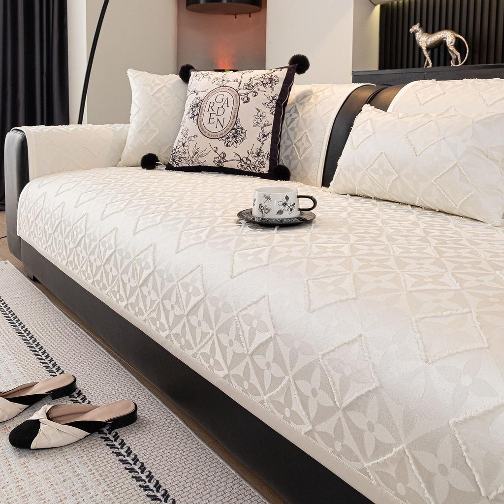 Light Luxury High-end Sofa Cover with Anti Slip Fixed Sofa Pad New Skin Friendly Touch All Season Universal Cover Cloth Towel