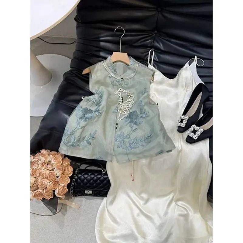Retro high-end embroidered Chinese temperament top, medium and thin vest