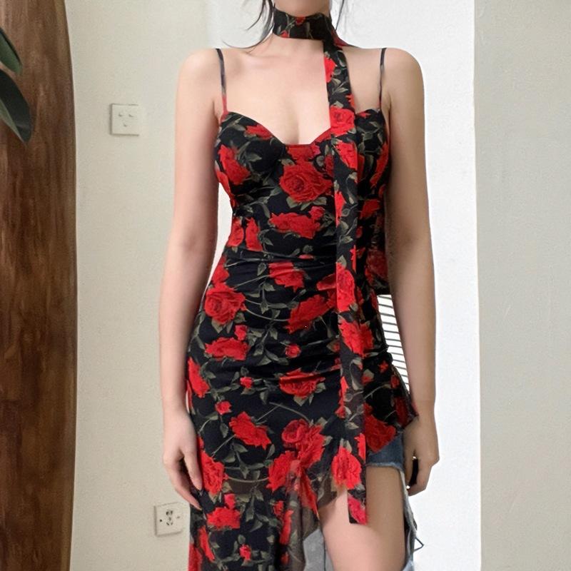 LC French royal sister style red printing suspender dress, high sense temperament, sexy and slim