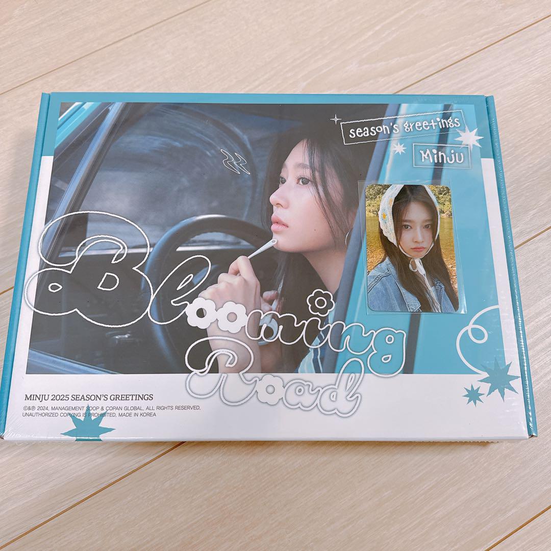 

[Б/У] Автограф-сессия Ким Минджу с торговой картой Seagreen