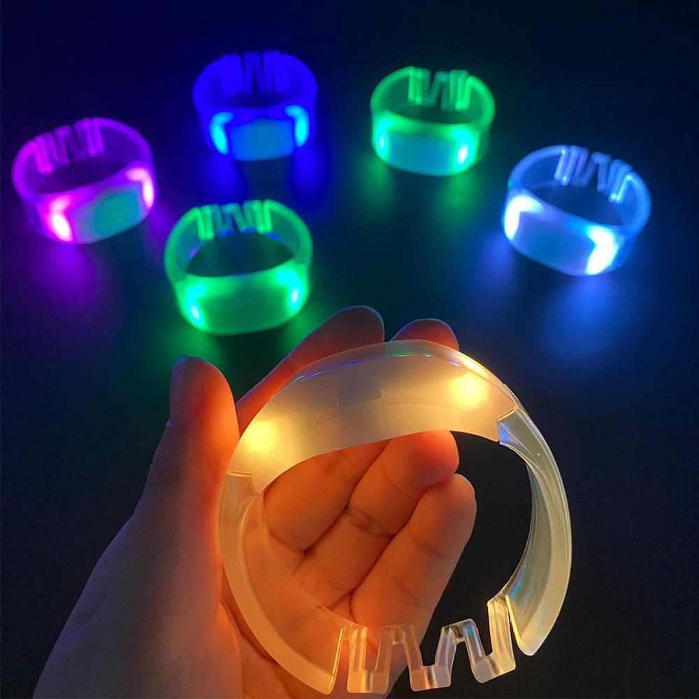 6 יחידות צמידי LED זוהרים צמידי פרק כף יד זוהרים מהבהבים אספקת מסיבות זוהרת בחושך להופעה מסיבה קרנבל מתנות