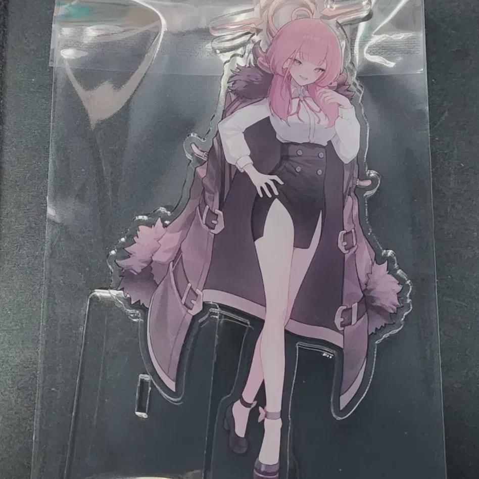 

Синий Ару Ару Акрил