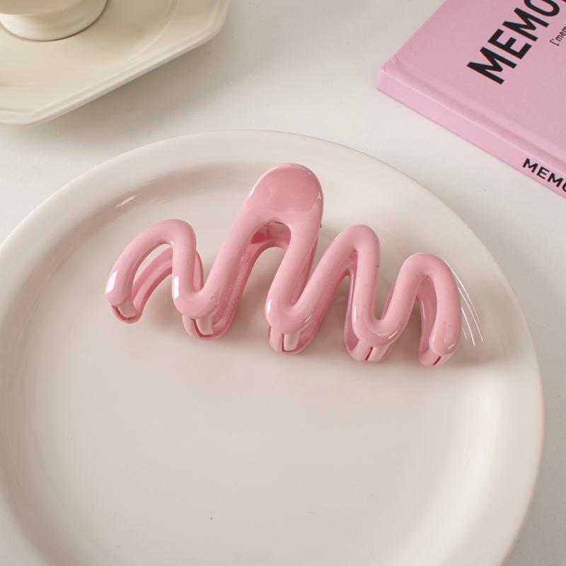 Cream Jelly Wavy Hair Claw Clip - High-End Women's Updo Accessory