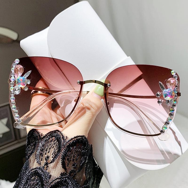 Korean Style Rhinestone Sunglasses for Women - Trendy, Slimming, UV Protection