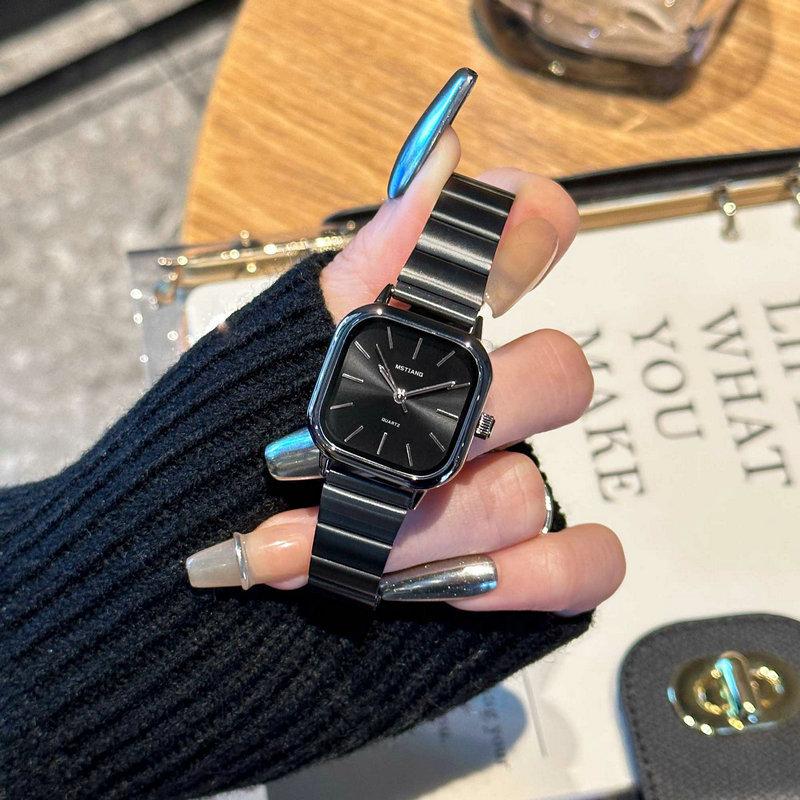 Watch Female Student Style Light Luxury Niche High-End Retro Sense Exquisite Versatile Workplace Square Small Dial Women'S Watch