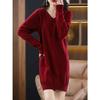Fat Girl Verlengde Maat Effen Kleur Trui Casual All-match Herfst en Winter V-hals Heup Rechte Rok