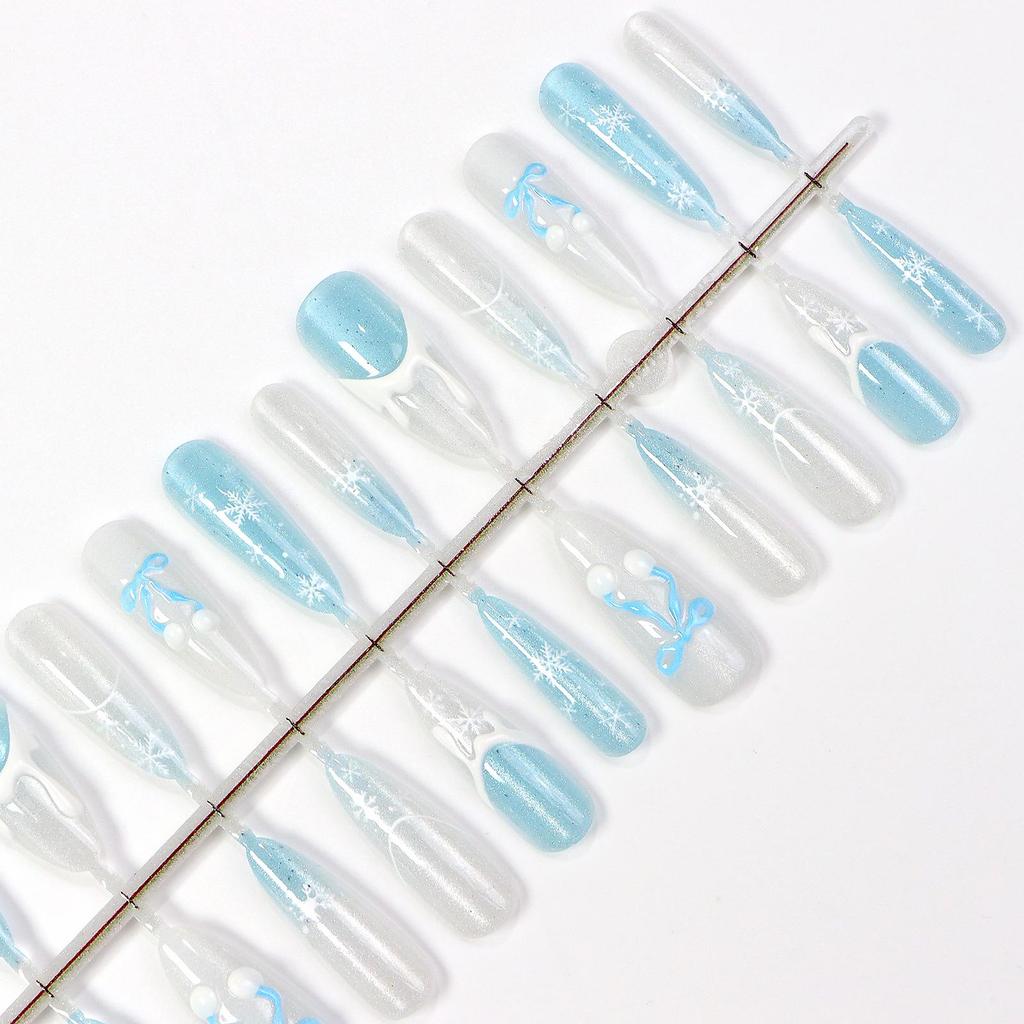 French Icy Cat Eye Press-On Nails - Embossed Translucent Winter Love Letter Design