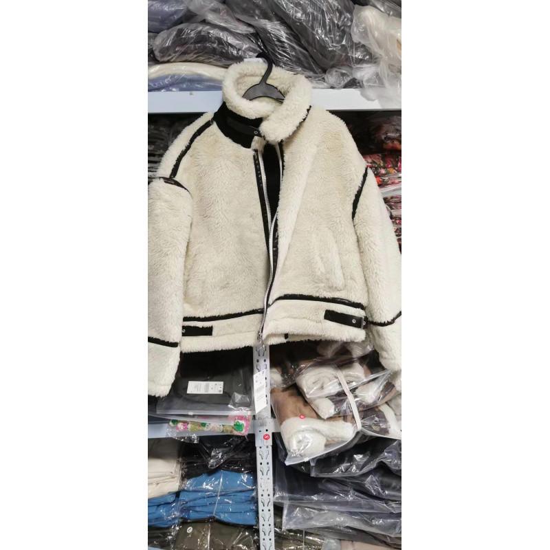 Europäisch-Amerikanischer Damen-Motorradmantel aus Lammwolle & Leder - Herbst/Winter 2023 Edition