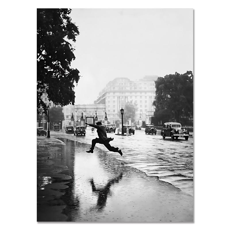 Black White Wall Art Fashion Poster Musician In The Rain Canvas Print Painting Sailor Kissing Nurse Picture Home Room Decoration